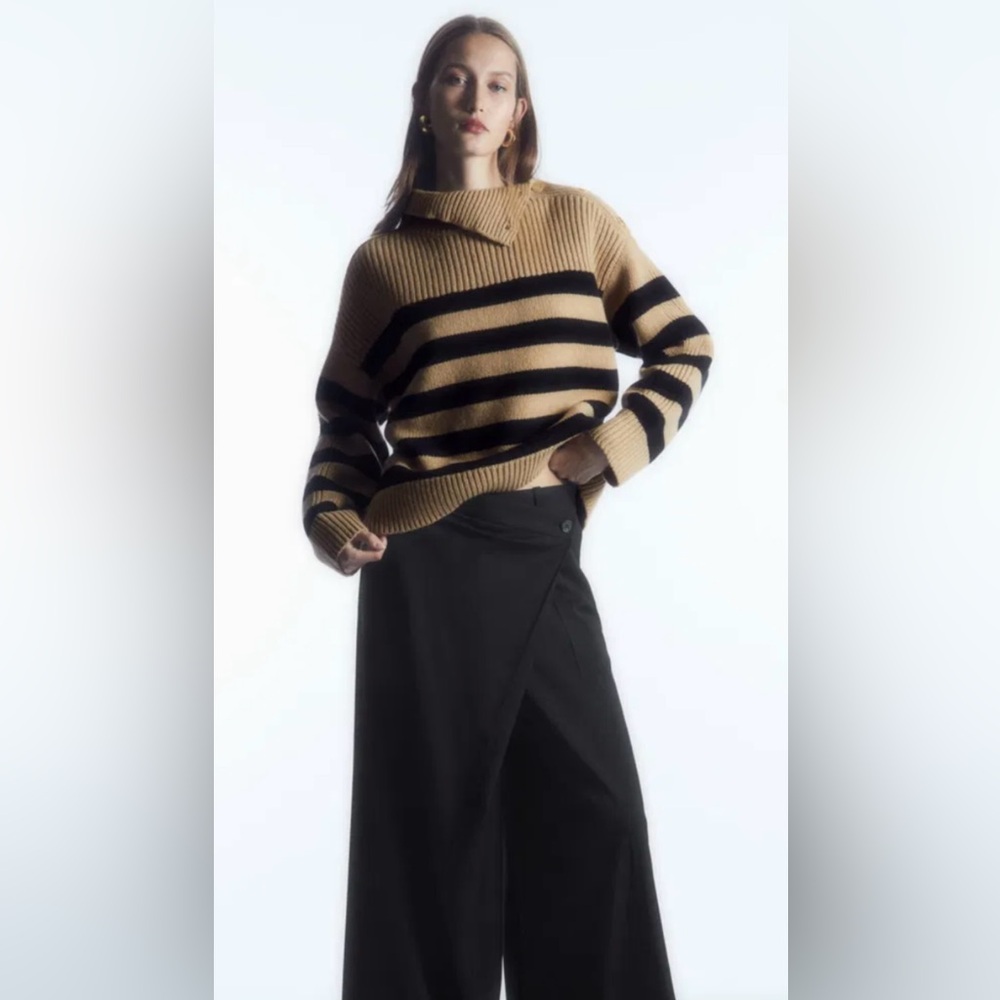 COS Button Embellished Striped 100% Wool Turtleneck Sweater Beige/Black Size S